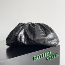 BV   POUCH 38*20*8.5cm black