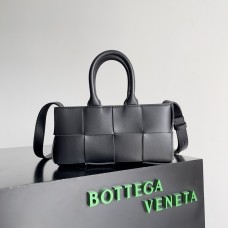 Bottega Veneta Cassette 20.5*10.5*10.5cm black