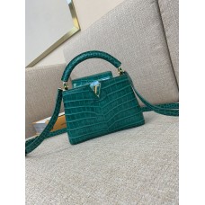 Louis Vuitton  Capucines BB M48865 21x14x8cm green