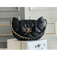 Chanel 19 bag 23cm black
