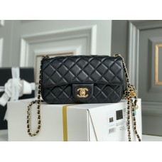 Chanel gold ball 13x20x7cm black lambskin  black