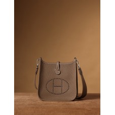 Hermes Evelyne 16cm TaurillonMaurice