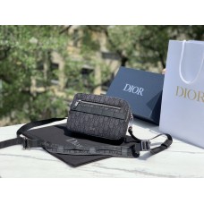 Dior camera bag 22X15X6cm