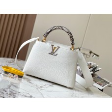 Louis Vuitton N98478   Capucines BB 27 x 18 x 9cm