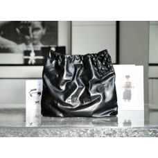 Chanel 22 bag 42x39x8cm so black