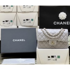 Chanel classic flap CF  23cm 