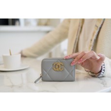 Chanel wallet 19 bag 7.5×11×2cm