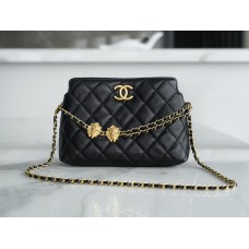 Chanel lion buckel 12.3*19.2*3.5