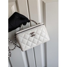 Chanel Vantity case with letter handle 9.5*17*8cm