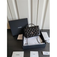 Chanel WOC with handle 19*12*3.5cm