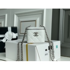 Chanel Vanity case 11x8.5x7cm