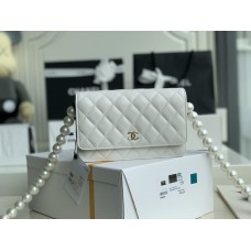 Chanel WOC with pearl 19.2cm