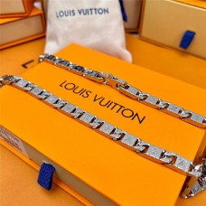 Louis Vuitton chain bracelet best replica