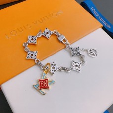 Louis Vuitton chain bracelet best replica