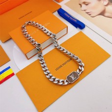 Louis Vuitton necklace best replica 