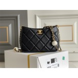 CHANEL 24s hobo  18×13x7cm 2024 New