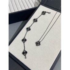 Designer bracelet size 17 or 19 comment or whatsapp 2024 new