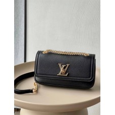 Louis Vuitton LOCKME EAST WEST  M22303   size：23.5x14x6cm 2024 New