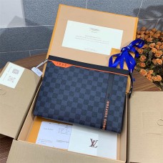 Louis Vuitton M60241 Pochette Voyage 26x20x5cm 2025 new 