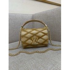 Louis Vuitton GO-14 M12332 size：20x14x9cm 2025 new 