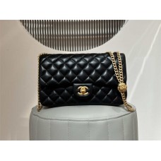 Chanel Classic Flap bag CF 22p camellia version small 35cm black lamskin  Small 23cm Camellia Adjustable Buckle, Original Water-Dyed Lambskin, Black Aged Gold Hardware 2025 new 