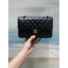 Chanel Classic Flap bag CF 23cm small cf black lamskin shw   2025 new 