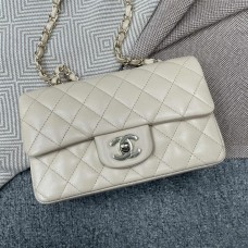 Chanel Classic Flap bag CF 20cm Classic Flap, Light Beige Apricot Lambskin with Light Gold Hardware 2025 new 