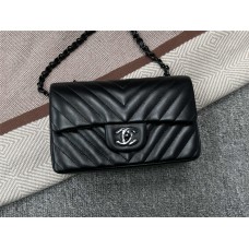 Chanel Classic Flap bag CF V-Quilted 20cm Classic Flap, Black Lambskin with Dark Gunmetal Hardware 2025 new 