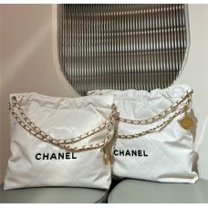 Chanel 22 bag  white black hardware small 35cm 2025 new 