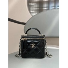 Chanel Vanity Case 22p handle vanity mini black lamskin 8.5x11x7cm 2025 new 