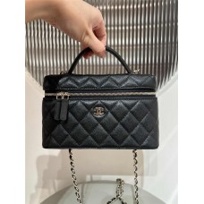 Chanel Vanity Case 17x19.5x5cm 2025 new 