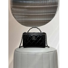 Chanel Vanity Case 23k vanity handle black 9.5x17x8cm 2025 new 