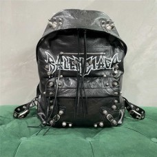 Balenciaga Top Graffiti Rivet Backpack. Size: 35 x 45.9 x 18cm 2025 new 