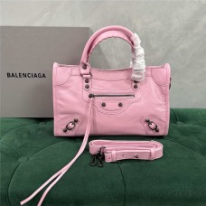 Balenciaga Classic Motorcycle Bag City S, 30cm with gold trim hardware and tassels. Size: 30cm x 20cm x 10cm 2025 new 