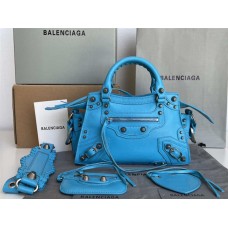 Balenciaga Neo Cagole new motorcycle bag. Size: 26cm x 13cm x 18cm, Small 26cm 2025 new 