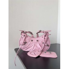 Balenciaga Le Cagole popular underarm dumpling bag. Size: 26cm x 16cm x 10cm, Italian imported cracked lambskin 2025 new 