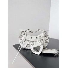 Balenciaga Le Cagole hardware rivet version. Italian original cracked lambskin. Size: 25.9cm x 16cm x 9.9cm 2025 new 
