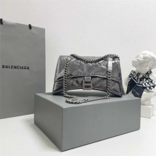 Balenciaga Crush Hourglass chain bag, Small 25cm. Size: 25cm x 15cm x 9.5cm 2025 new 