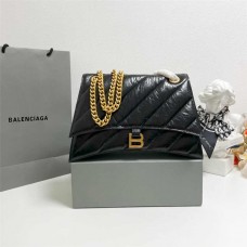 Balenciaga Crush Hourglass chain bag, Medium 31cm. Size: 31cm x 13cm x 20cm 2025 new 