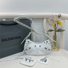 Balenciaga Le Cagole Half-Moon Underarm Dumpling Bag, Xs size 26cm: 26cm x 16cm x 8cm 2025 new 