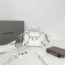 Balenciaga Neo Cagole New Motorcycle Bag: 26cm x 18cm x 11cm 2025 new 