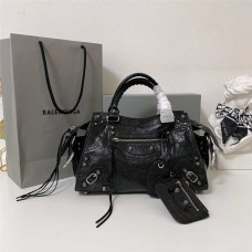 Balenciaga Neo Cagole City S Medium Motorcycle Bag: 33cm x 21cm x 13.5cm 2025 new 