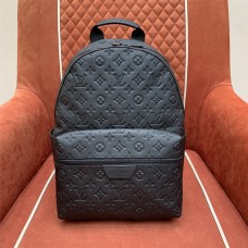 Louis Vuitton M46553 Discovery Embossing Backpack  Size: 29 x 38 x 20cm 2025 new 