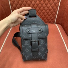 Louis Vuitton Saumur M45912 Size: 18 x 13 x 3.5cm 2025 new 