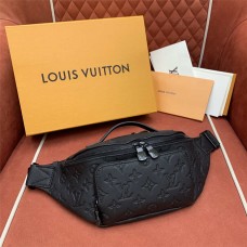 Louis Vuitton rush M47058 Size: 30 x 15 x 8cm 2025 new 
