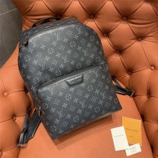 Louis Vuitton black Monogram Backpack  M43186 Discovery  backpack Size: 30 x 40 x 20cm  2025 new 