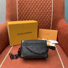 Louis Vuitton M55702 Mini Soft Trunk Size: 18.5 x 13 x 8cm 2025 new 