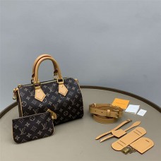 Louis Vuitton M24443 P9 Speedy 25  Size: 25 x 15 x 15cm P9  2025 new 
