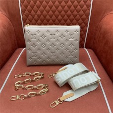 Louis Vuitton M21263 Coussin Size: 26 x 20 x 12cm 2025 new 