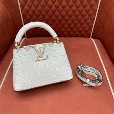 Louis Vuitton N93419 Capucines Size: 21 x 14 x 8cm 2025 new 